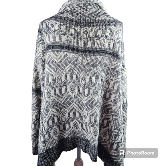 TOBI Oversized Nordic Print Cascade Open Front Cardigan in Small - Picture 8 of 11
